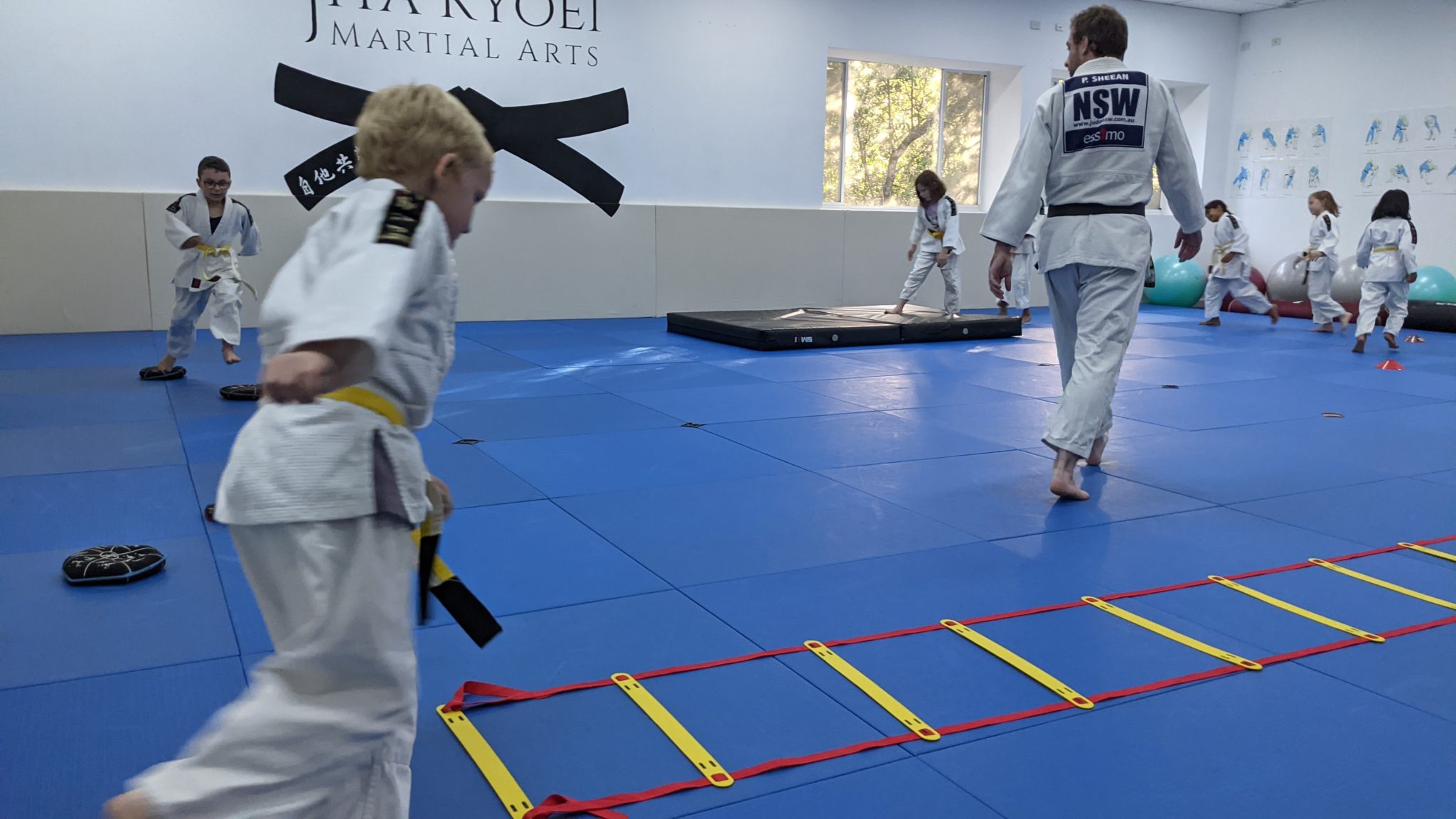 PXL 20210326 063529966 2048x1152